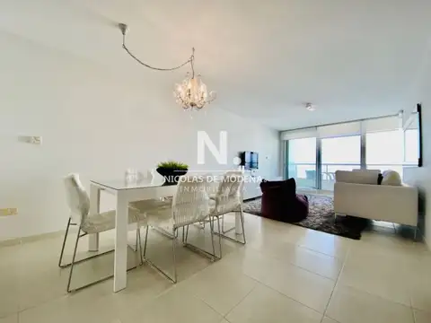 Departamento en Venta en Playa Mansa, USD 420.000