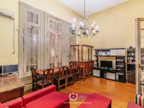 Depto Tipo Casa en Venta de 5 ambientes