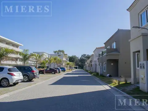 Departamento en Venta en Saravi Village, USD 150.000