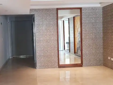 Cochera en Venta Cubierta