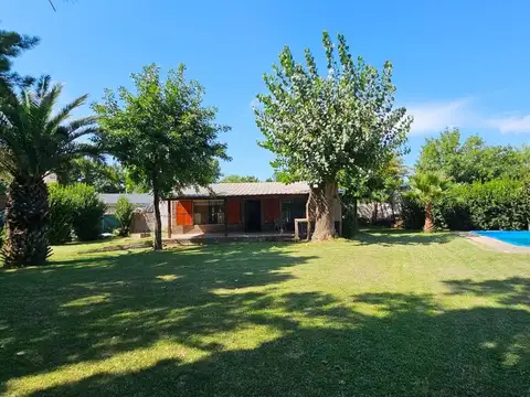VENTA DE CASA 2 DORMITORIOS CON PILETA -IBARLUCEA