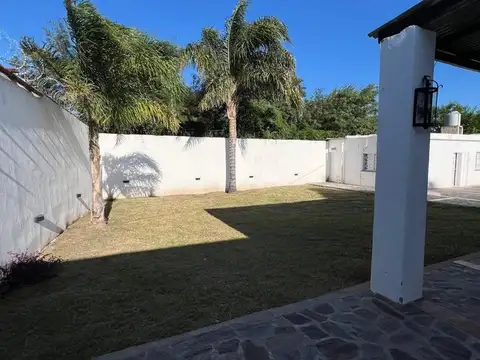 Casa Monoambiente con 2 baños