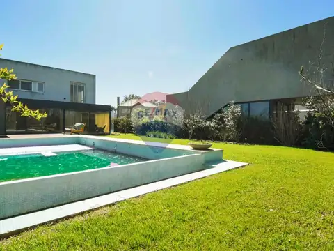 VENTA CASA CAÑADA DEL PILAR LOS TILOS CON PILETA