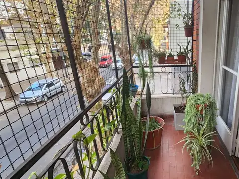 Departamento 4 ambientes con 2 baños