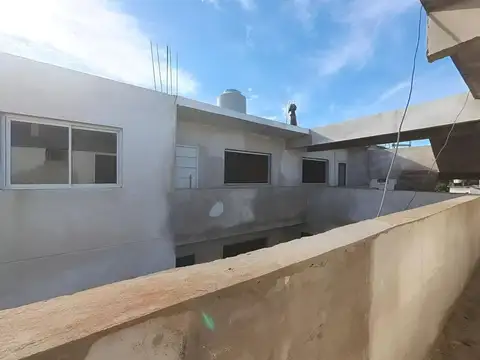 Valentín Alsina 1500