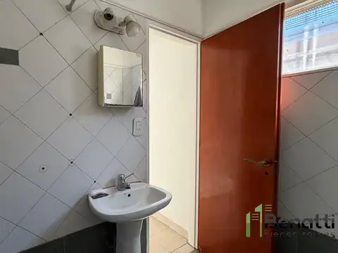 Emilio Mitre 500, Piso PB