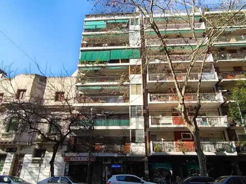 Avenida Medrano 800, Piso 4