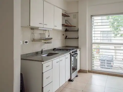 Depto Tipo Casa 2 ambientes con 1 baño