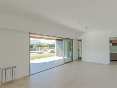 Casa en Venta al Este