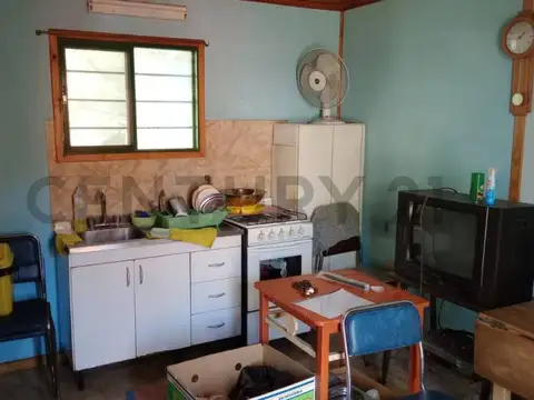 Av. Republica 600, Piso 0