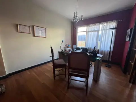 Oficina recepción y 2 desp en la cdra shopping los gallegos