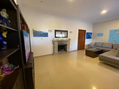 Casa en Alquiler Temporal en Plaza Mitre, USD 300