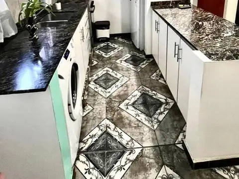 Depto Tipo Casa en Venta en La Plata, USD 160.000