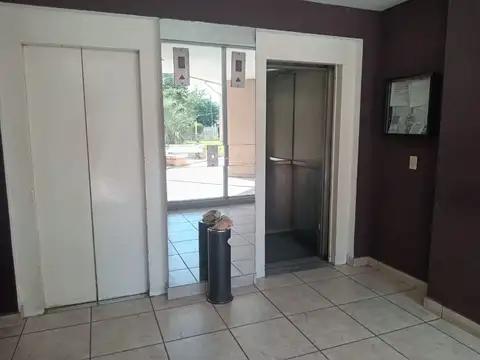 Departamento en Alquiler en Barrio Naón, $ 590.000