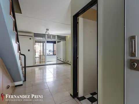 Dúplex 3 ambientes apto profesional con vista abierta