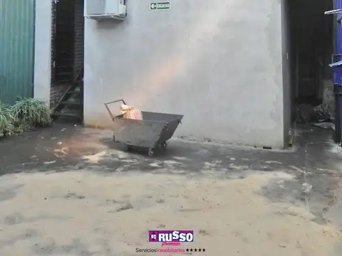 Galpon en Venta en Tablada, USD 500.000