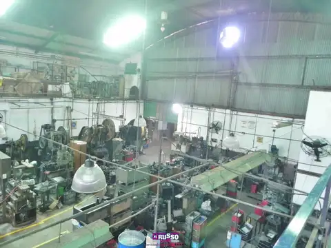 Galpon en Venta en Tablada, USD 500.000