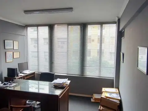 Lavalle e/ Montevideo y Paraná