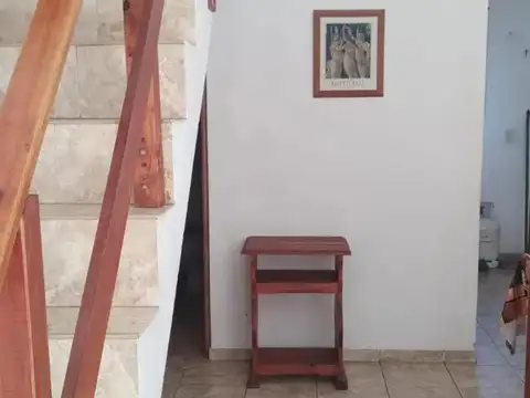 Depto Tipo Casa 4 ambientes con 2 baños