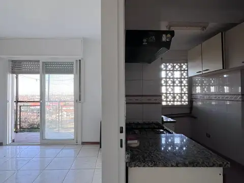 Luminoso departamento 3 ambientes Balcón Renovado Barrio Juan 23
