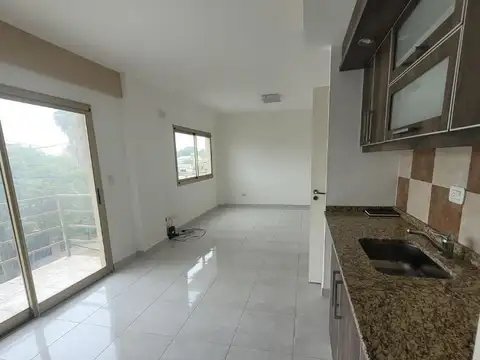 MONOAMBIENTE AL FRENTE, vivienda/apto profesional