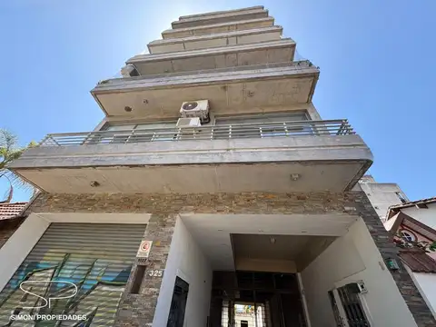 Bvard Ballester 5100, Piso 4