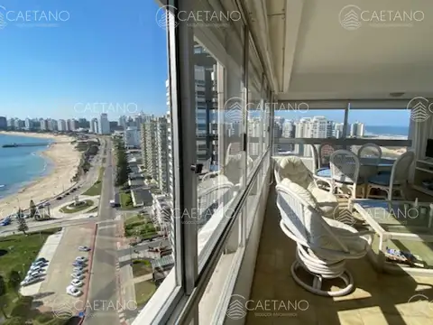 Departamento 4 ambientes con 3 baños