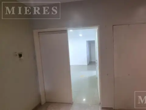 Oficina en Alquiler al Norte