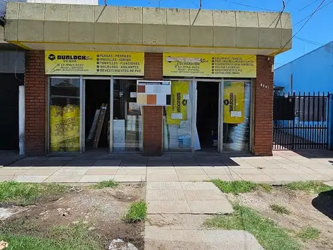 Casa con Local al frente, ideal inversor APTO PROFESIONAL