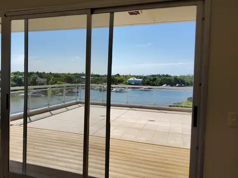 Departamento en Venta con 2 cocheras