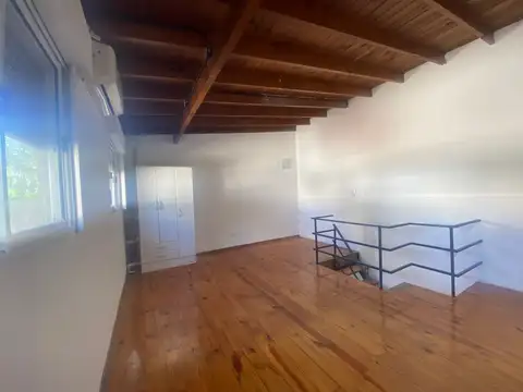 Depto Tipo Casa en Venta 50 años