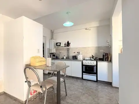 VENTA DUPLEX 3 DORMITORIOS CLAROS DEL BOSQUE