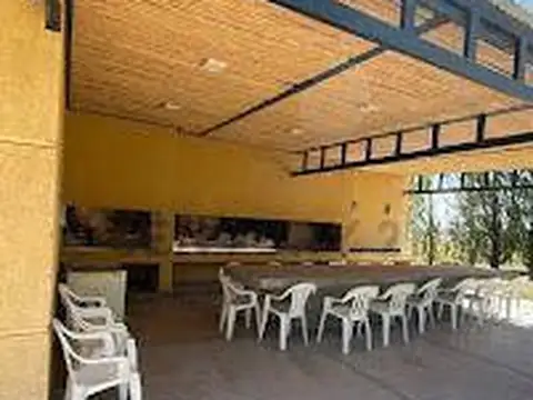 Beltran 1000, Piso 0