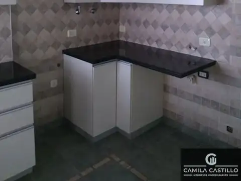 PH en venta de 1 dormitorio c/ cochera en Ituzaingó Norte