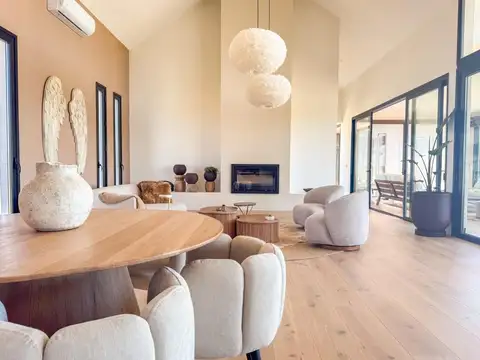 Quinta en Alquiler Temporal en Manantiales, USD 35.000