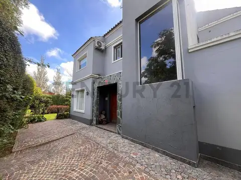 Casa en Venta en Bella Vista, USD 340.000