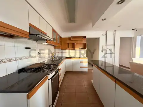 Casa en Venta en Martinez, USD 490.000