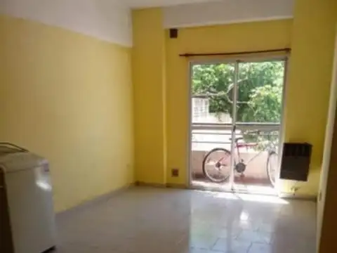 MONOAMBIENTE. EXCELENTE UBICACION EN MUÑIZ