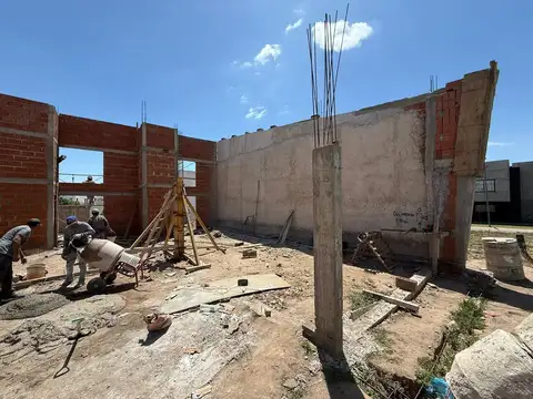 Local en Venta 1 año