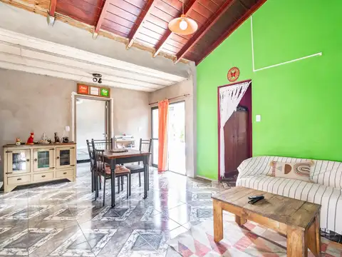 PH en venta de 3 ambientes en Villa Adelina con patio