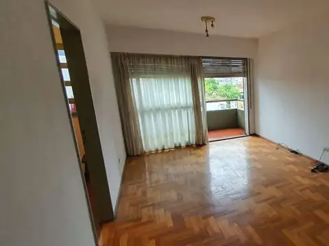 Tronador 2600, Piso 4