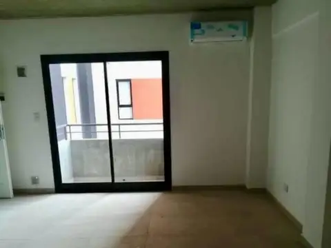 Arturo illia 1600, Piso 7