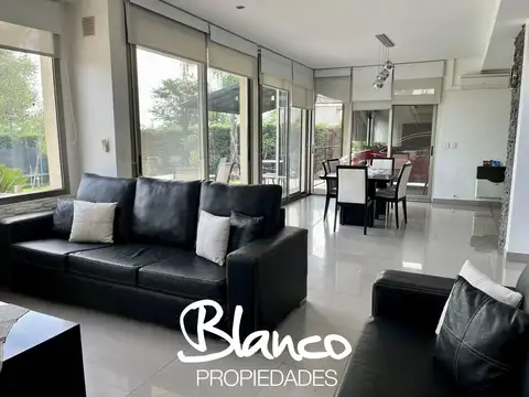 Casa en Venta al Oeste