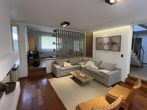 Casa en Venta en Countries y Barrios Cerrados en Cordoba Capital, USD 460.000