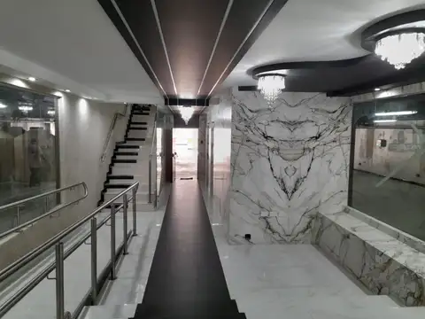 Lisandro de la Torre 700, Piso 1