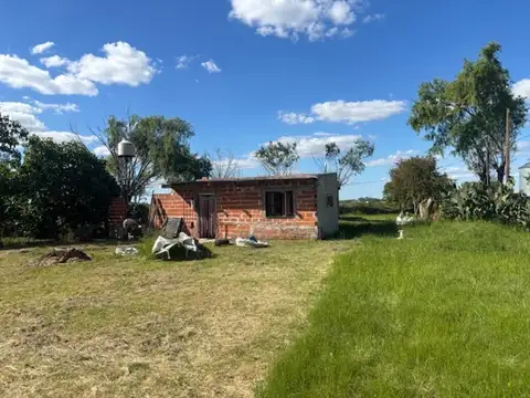 Casa en venta a terminar sobre lote de 895 mts2