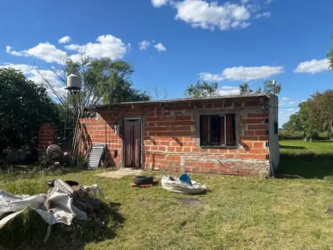 Casa 3 ambientes con 1 baño
