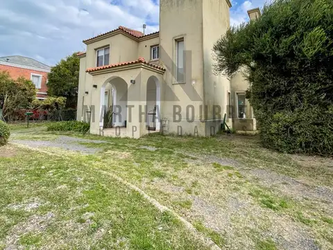 Casa en Venta en Pilar del Este - Los Jazmines, USD 225.000