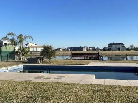 Casa en Venta en San Lucas, USD 320.000