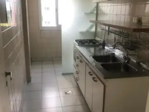 Av. Crisólogo Larralde 2075